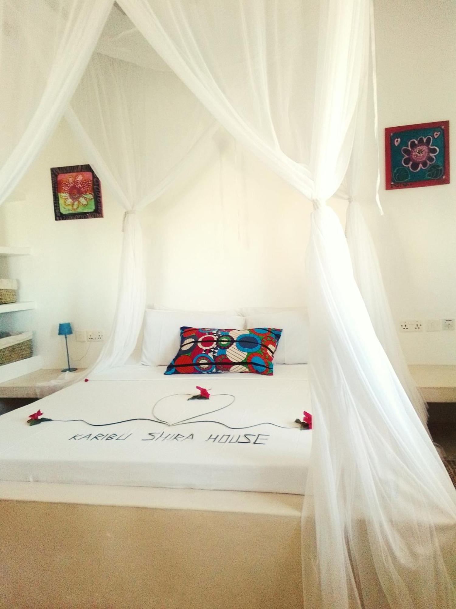 Bed and Breakfast Shira House Watamu Exterior foto